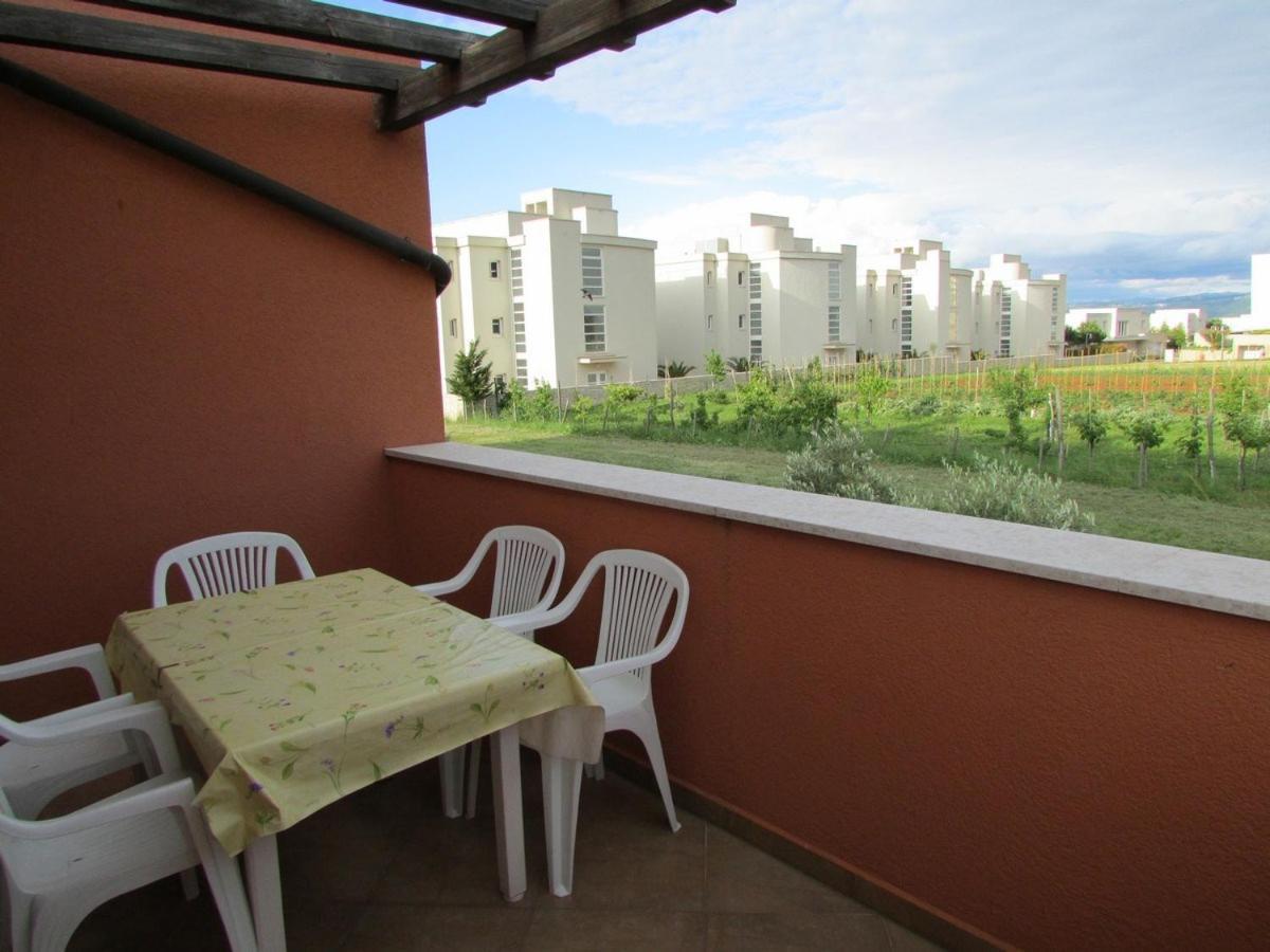Apartments Monte Rosso Savudrija Ngoại thất bức ảnh