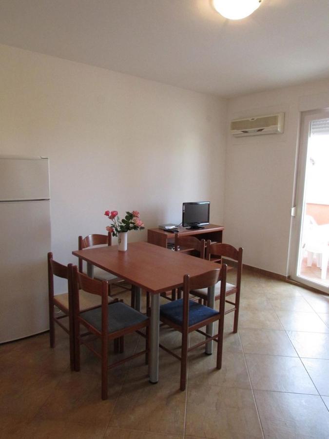 Apartments Monte Rosso Savudrija Ngoại thất bức ảnh