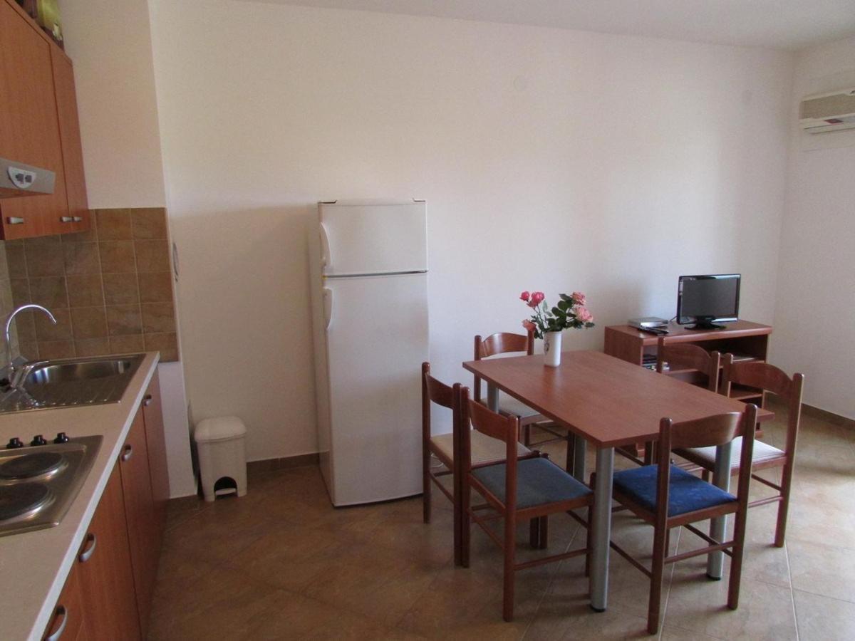 Apartments Monte Rosso Savudrija Ngoại thất bức ảnh